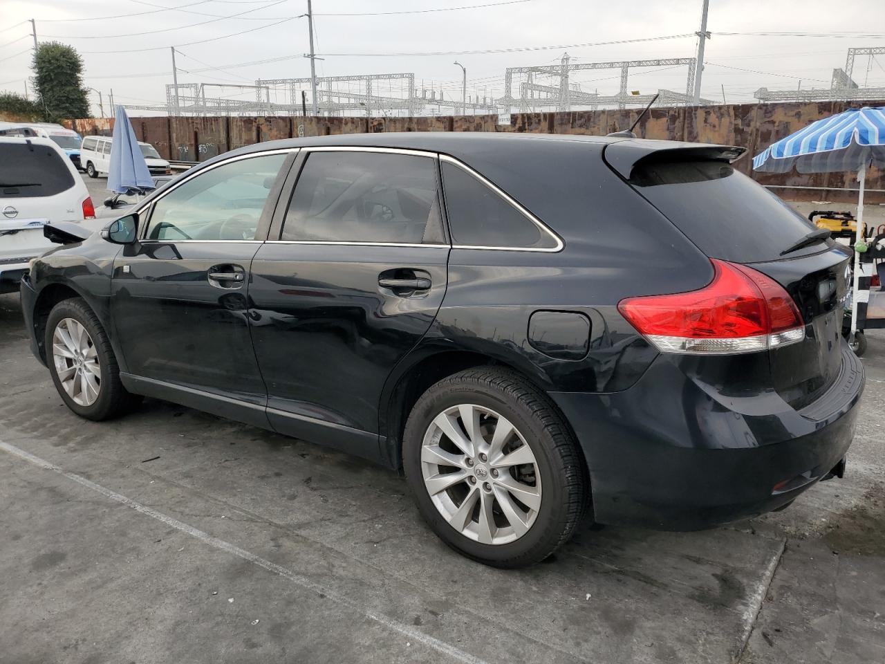 TOYOTA VENZA LE