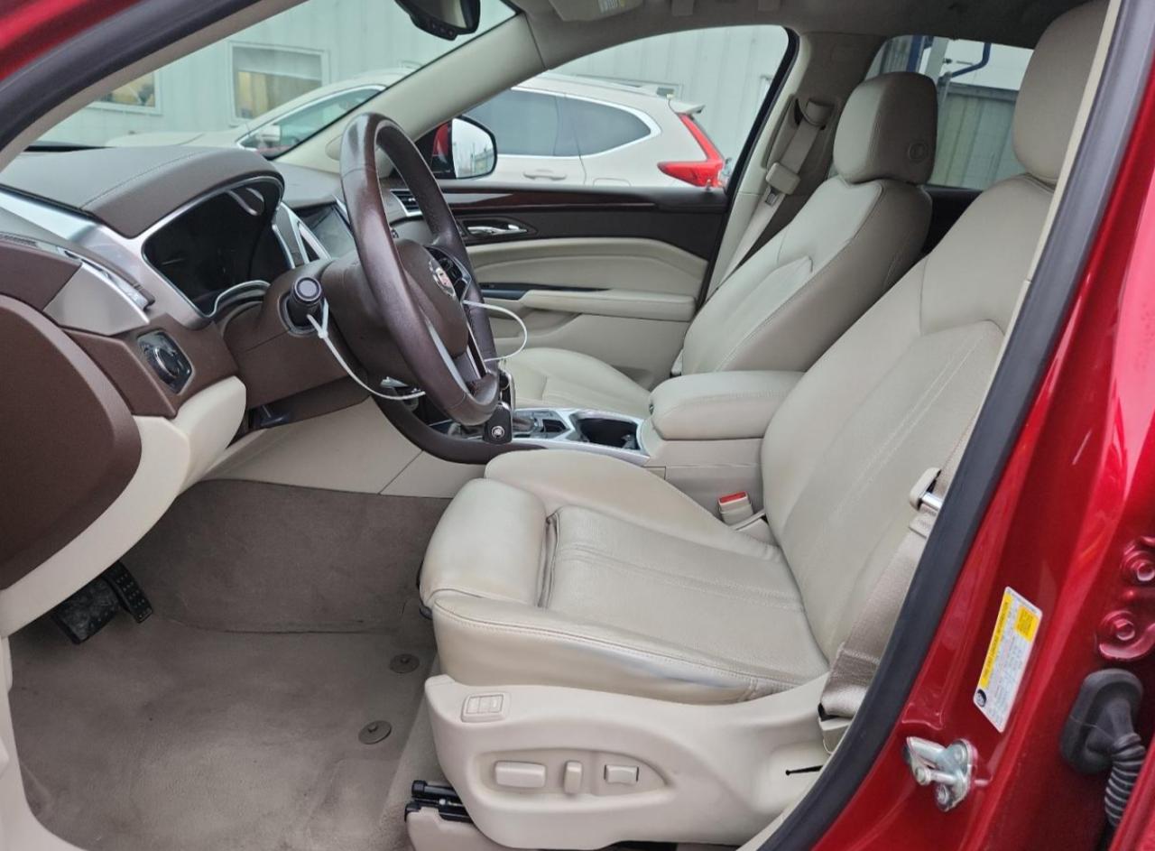 CADILLAC SRX LUXURY COLLECTION