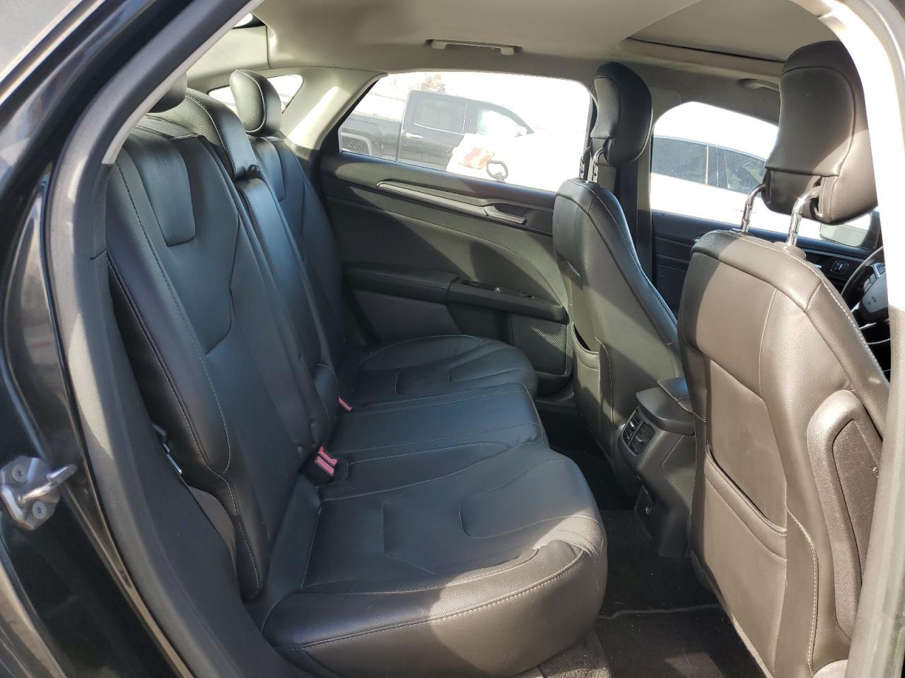 FORD FUSION TITANIUM