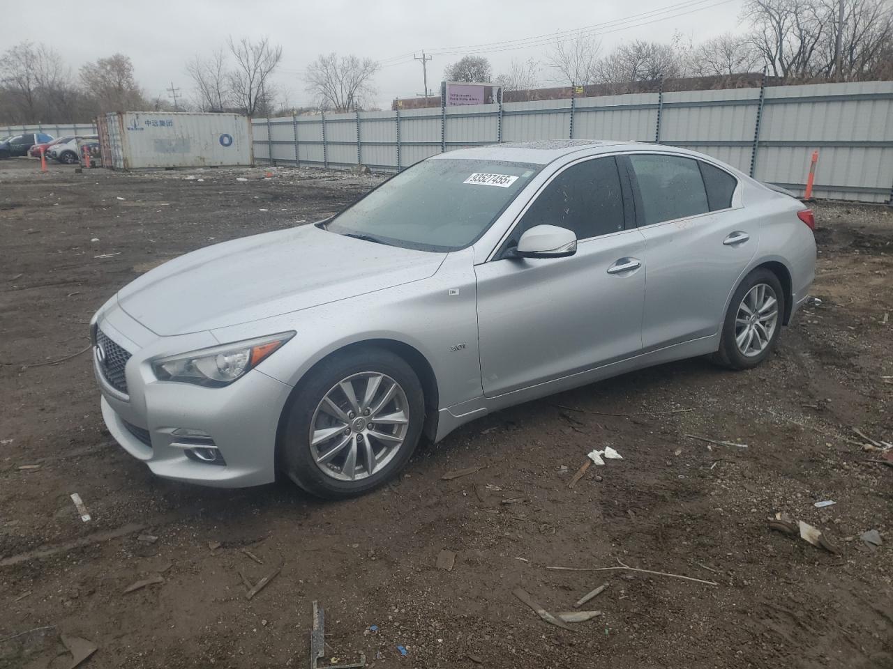 INFINITI Q50 PREMIUM