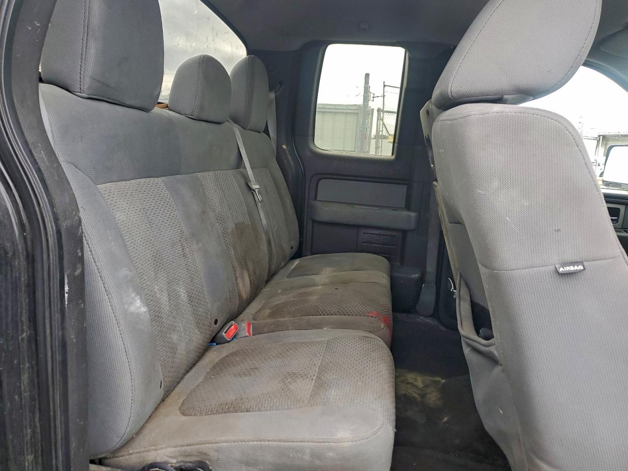 FORD F-150 SUPER CAB