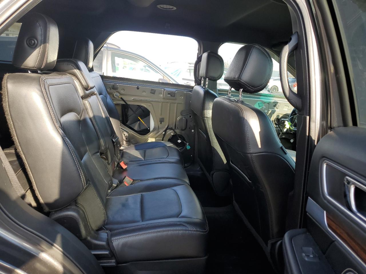 FORD EXPLORER LIMITED