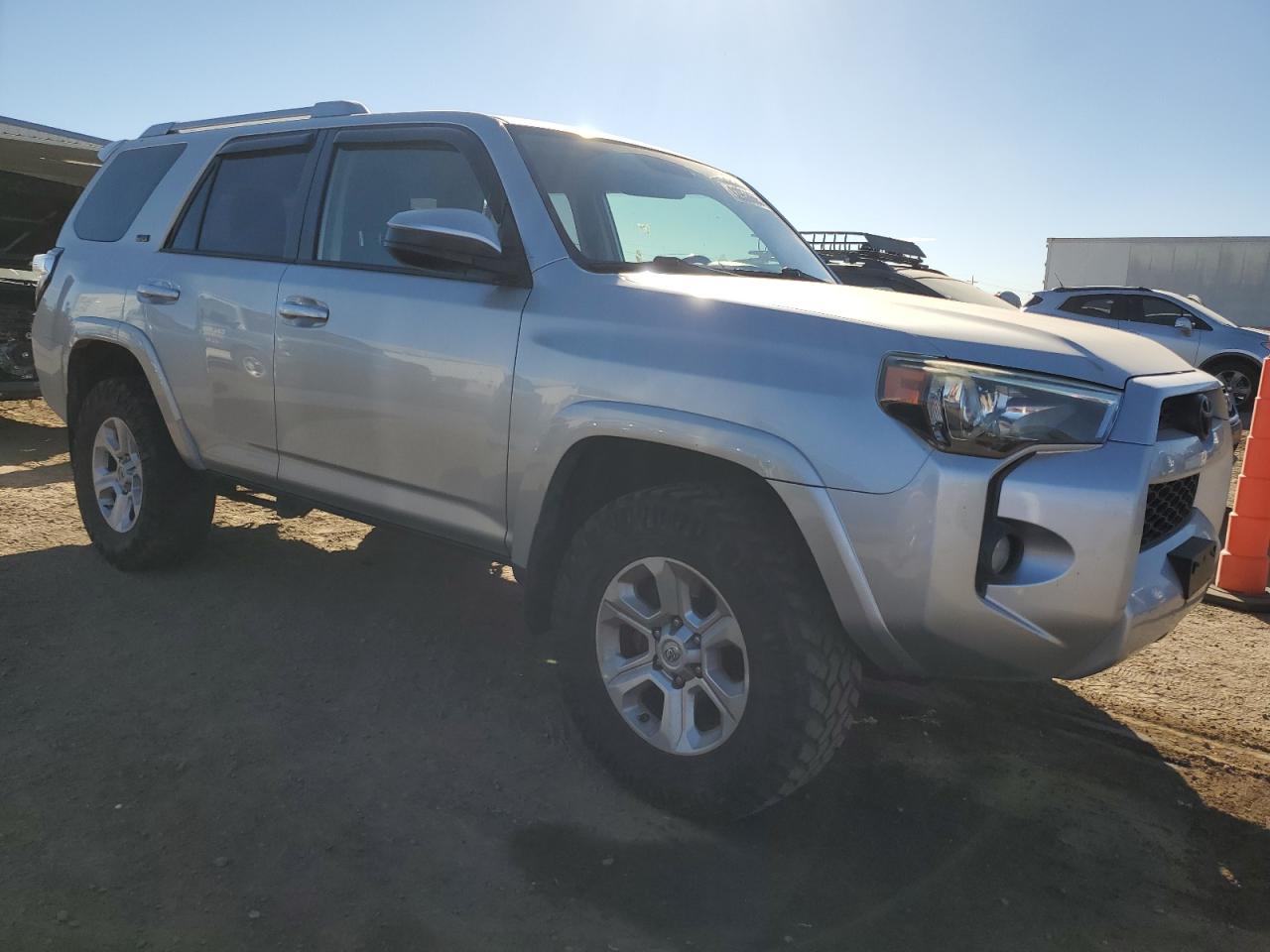 TOYOTA 4RUNNER SR5/SR5 PREMIUM