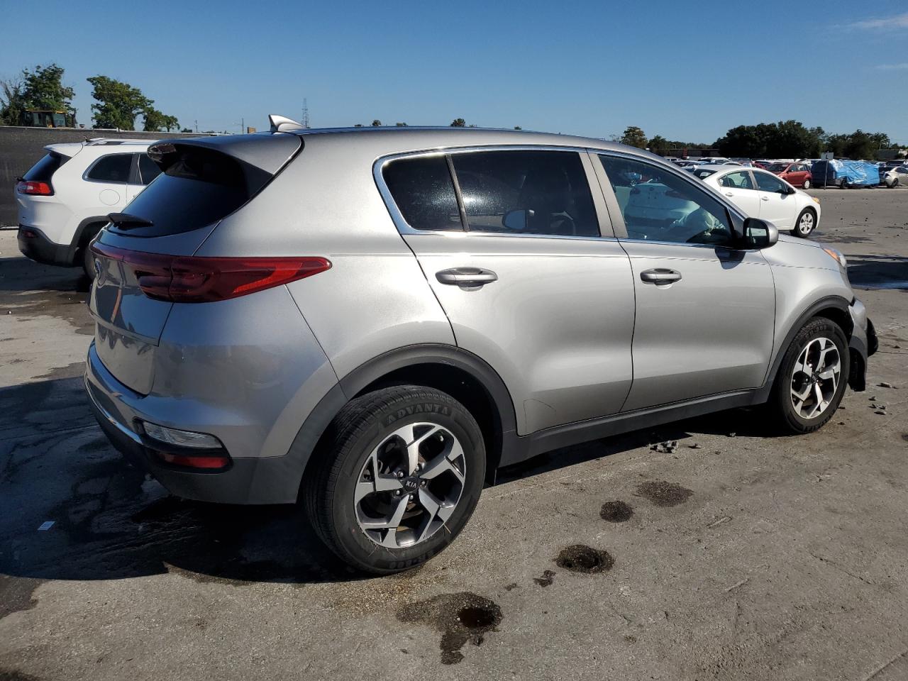 KIA SPORTAGE LX
