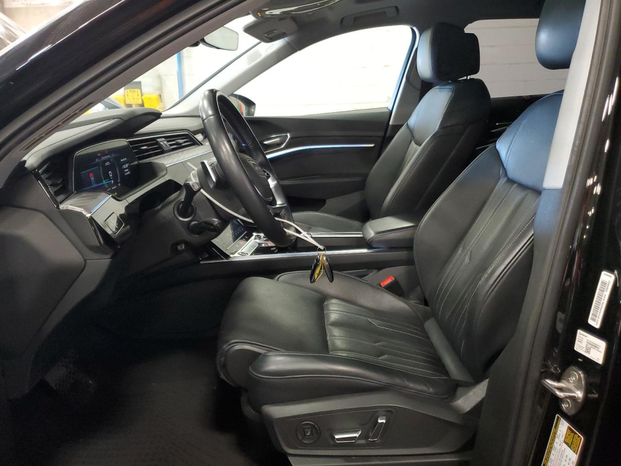 AUDI E-TRON PRESTIGE