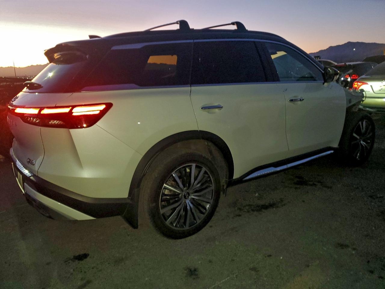 INFINITI QX60 AUTOGRAPH