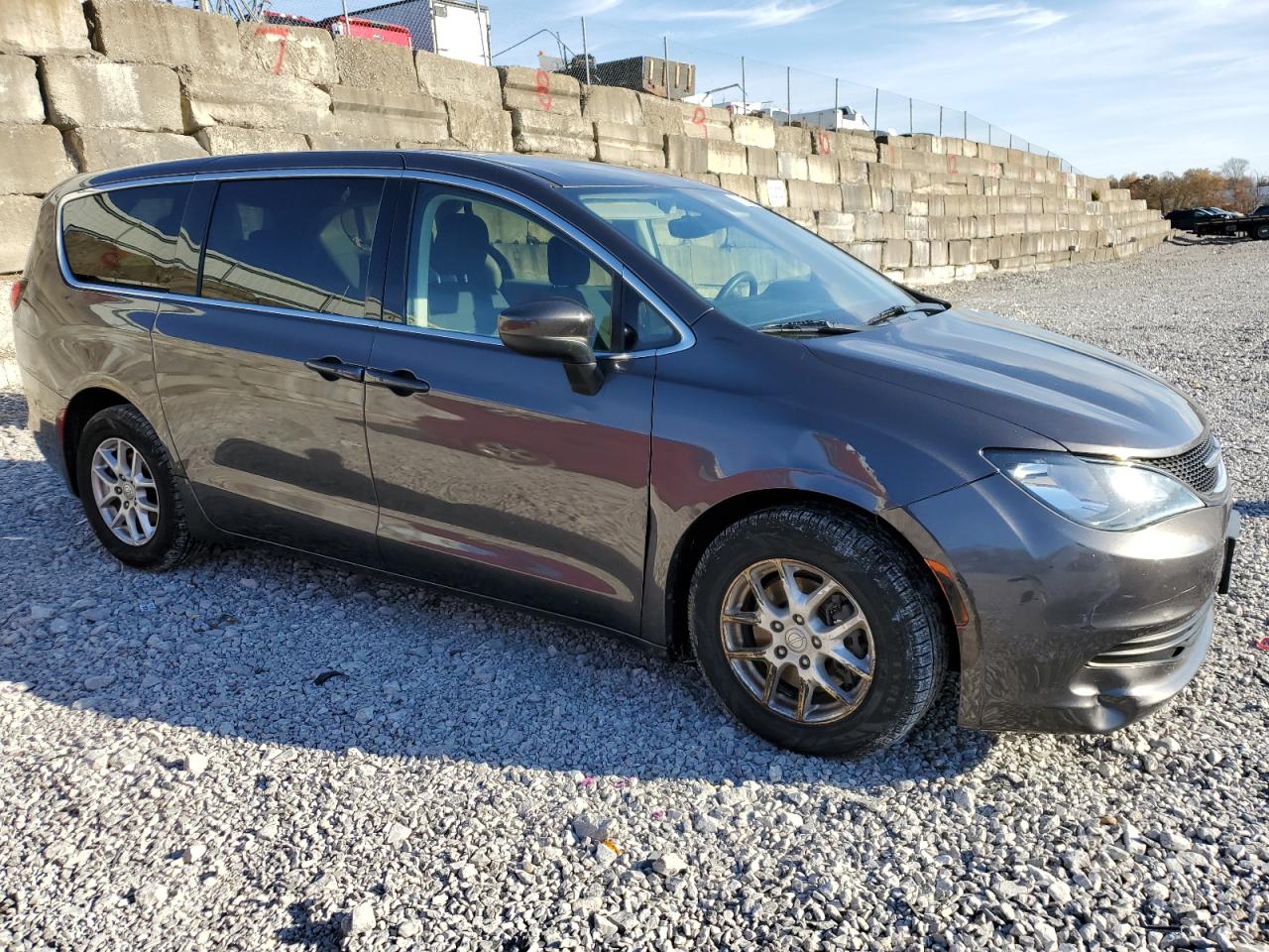 CHRYSLER PACIFICA TOURING