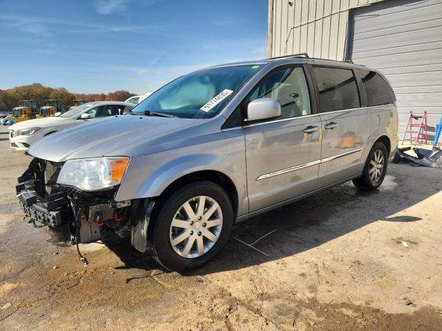 2015 CHRYSLER TOWN & COU #3304666923