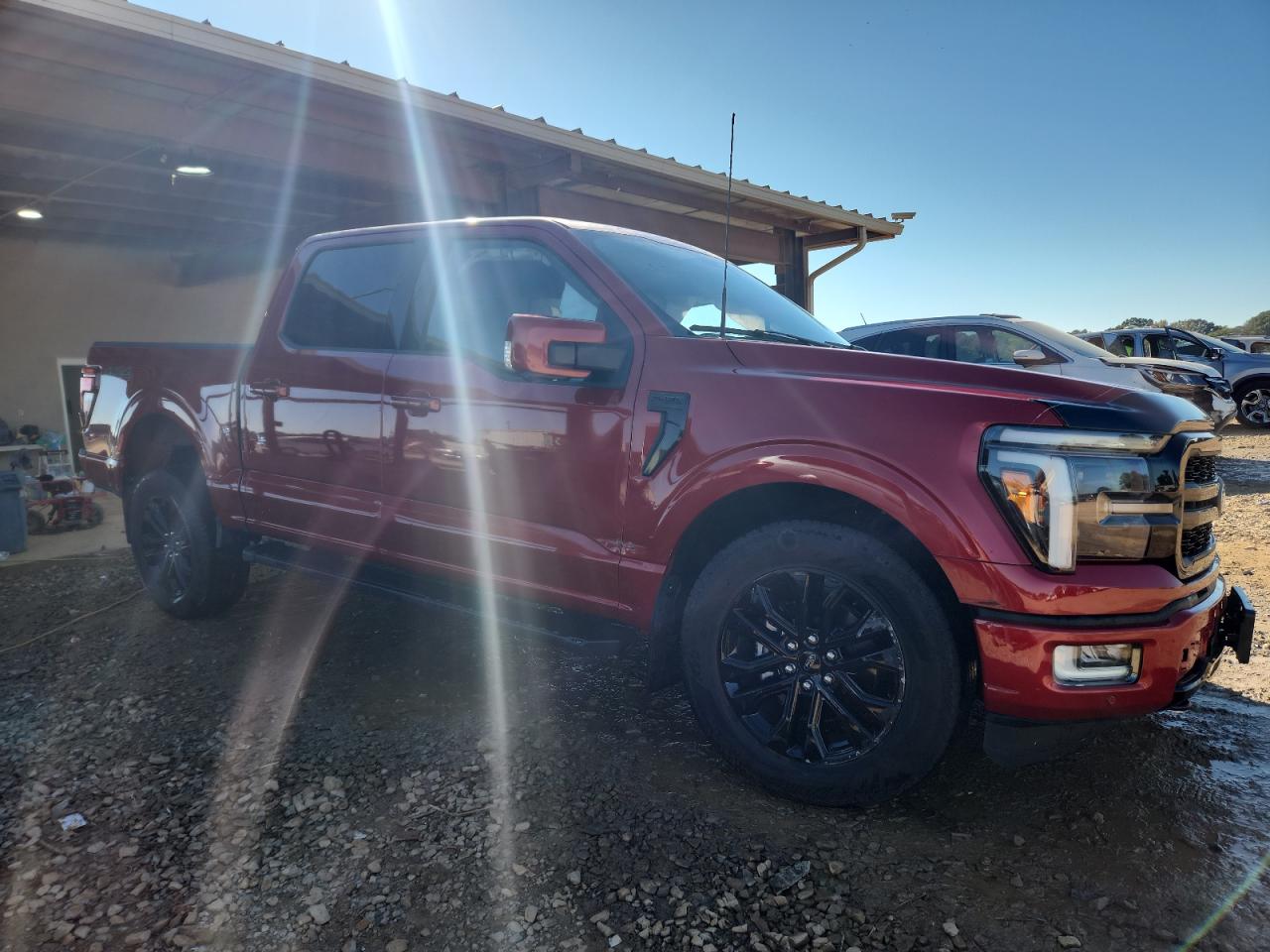 FORD F-150 LARIAT
