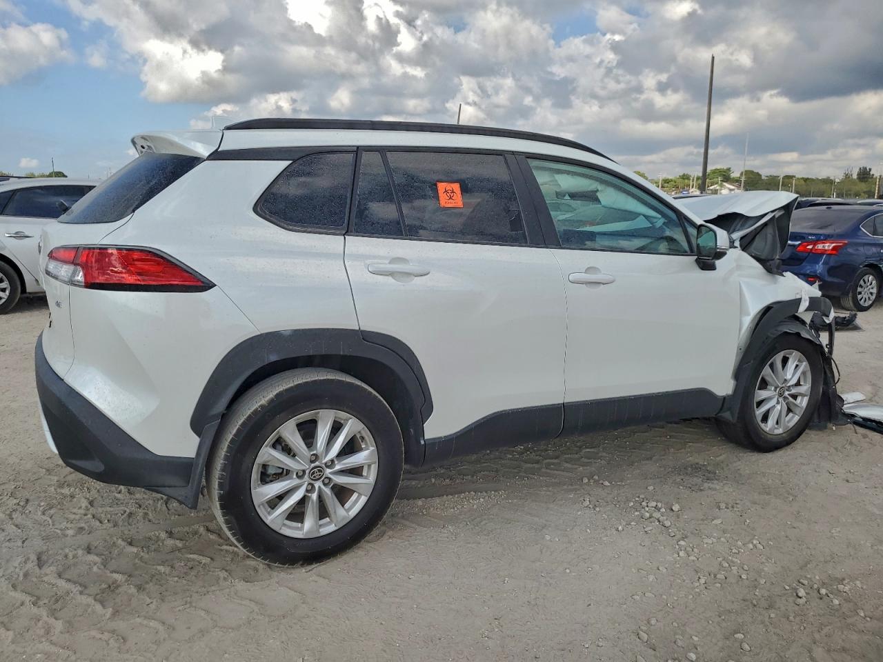 Lot #3301782392 2023 TOYOTA COROLLA CR