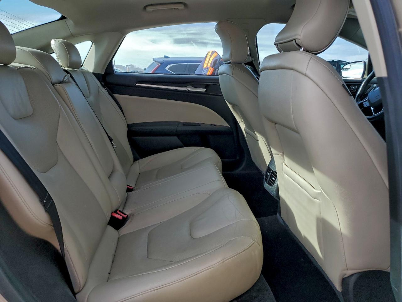 FORD FUSION TITANIUM