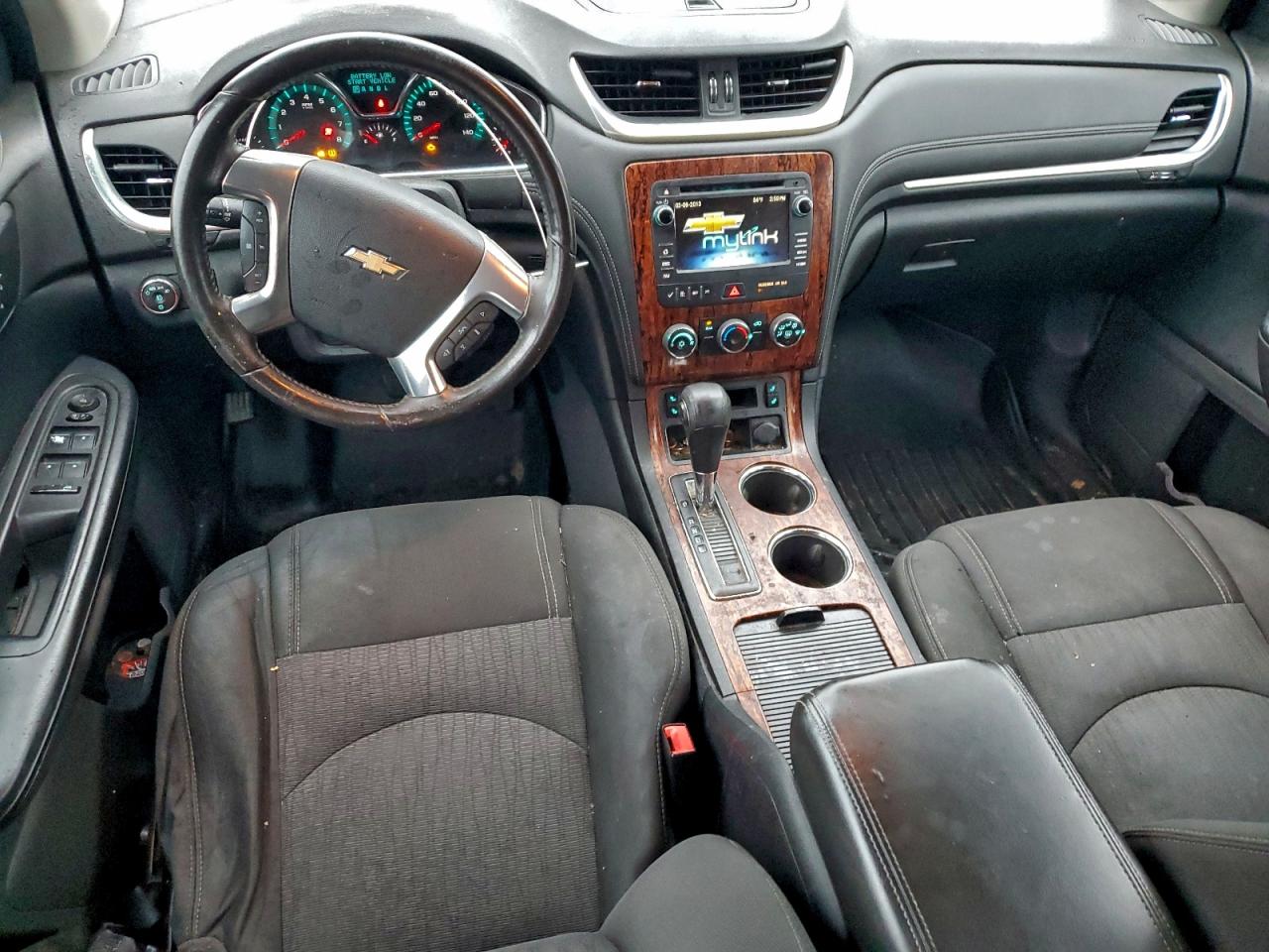 CHEVROLET TRAVERSE LT