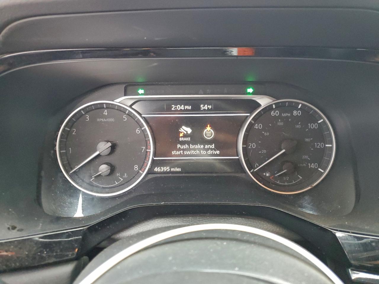 NISSAN PATHFINDER SV