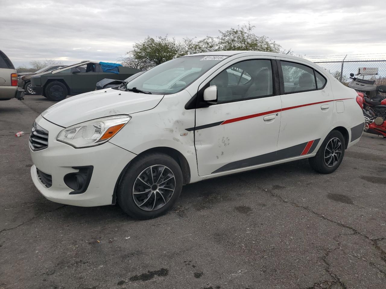 MITSUBISHI MIRAGE G4 ES
