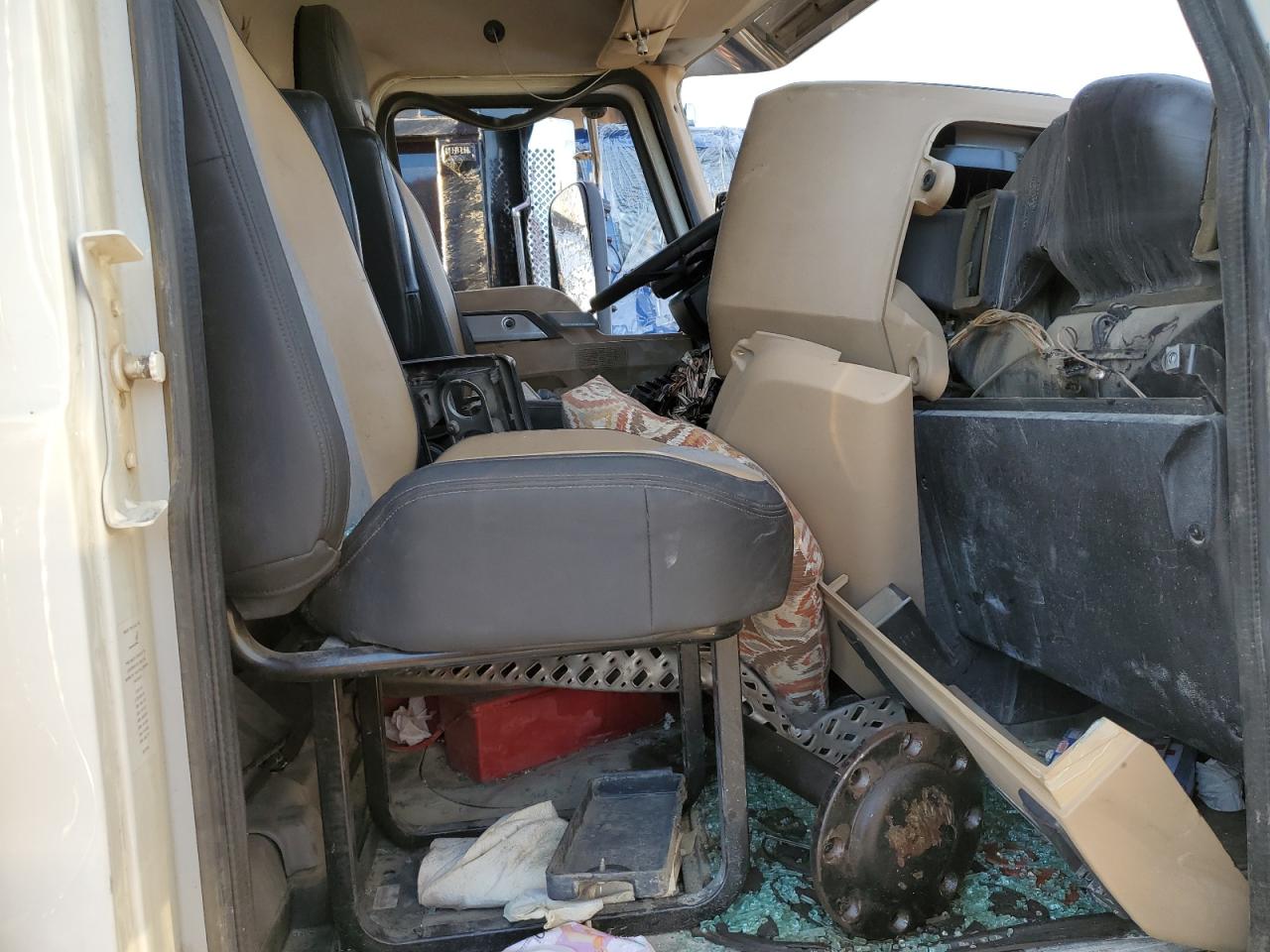 Lot #3285660637 2019 MACK GRANITE