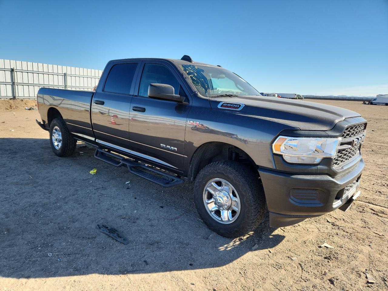 RAM 2500 TRADESMAN