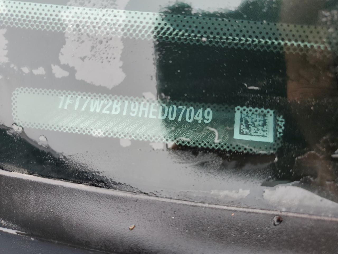 FORD F-250 SUPER DUTY