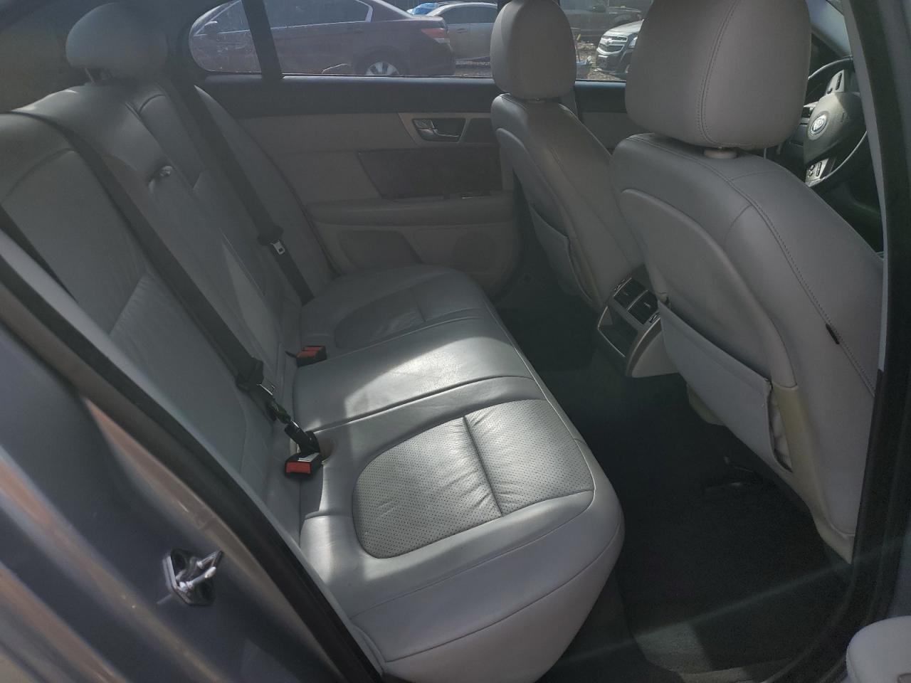 Lot #3292305276 2009 JAGUAR XF PREMIUM