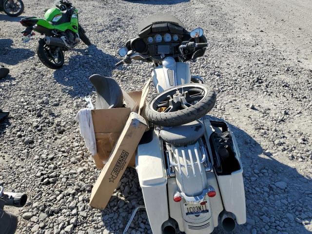 2015 HARLEY-DAVIDSON FLHXS STRE #3317945916