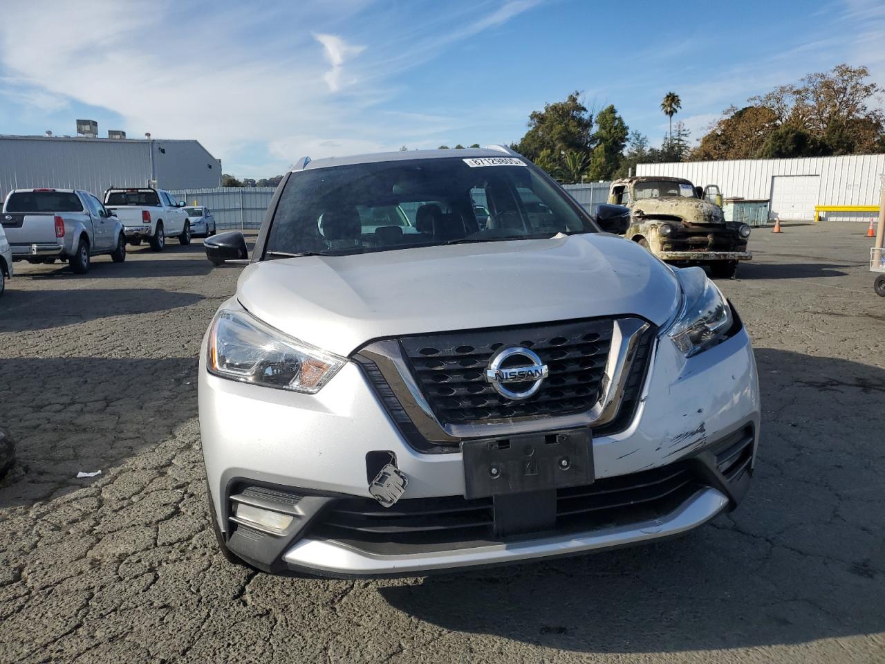 NISSAN KICKS SR