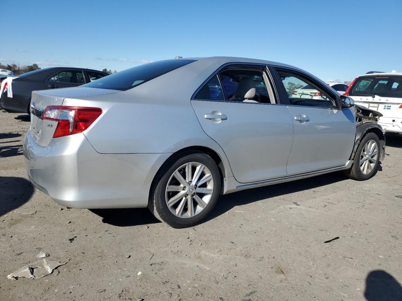 TOYOTA CAMRY L