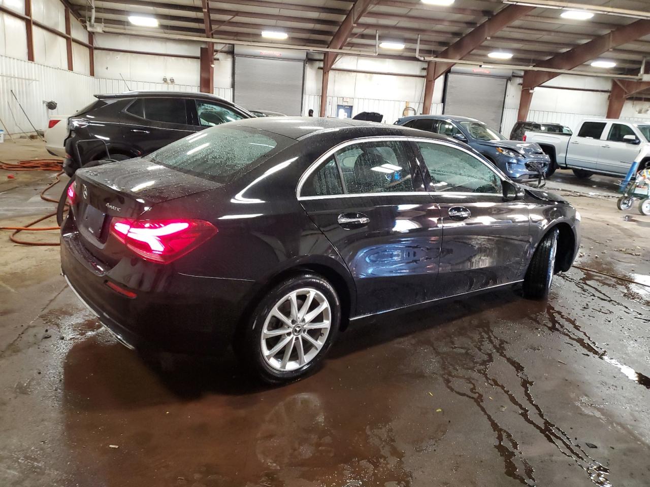 MERCEDES-BENZ A-CLASS 220 4MATIC