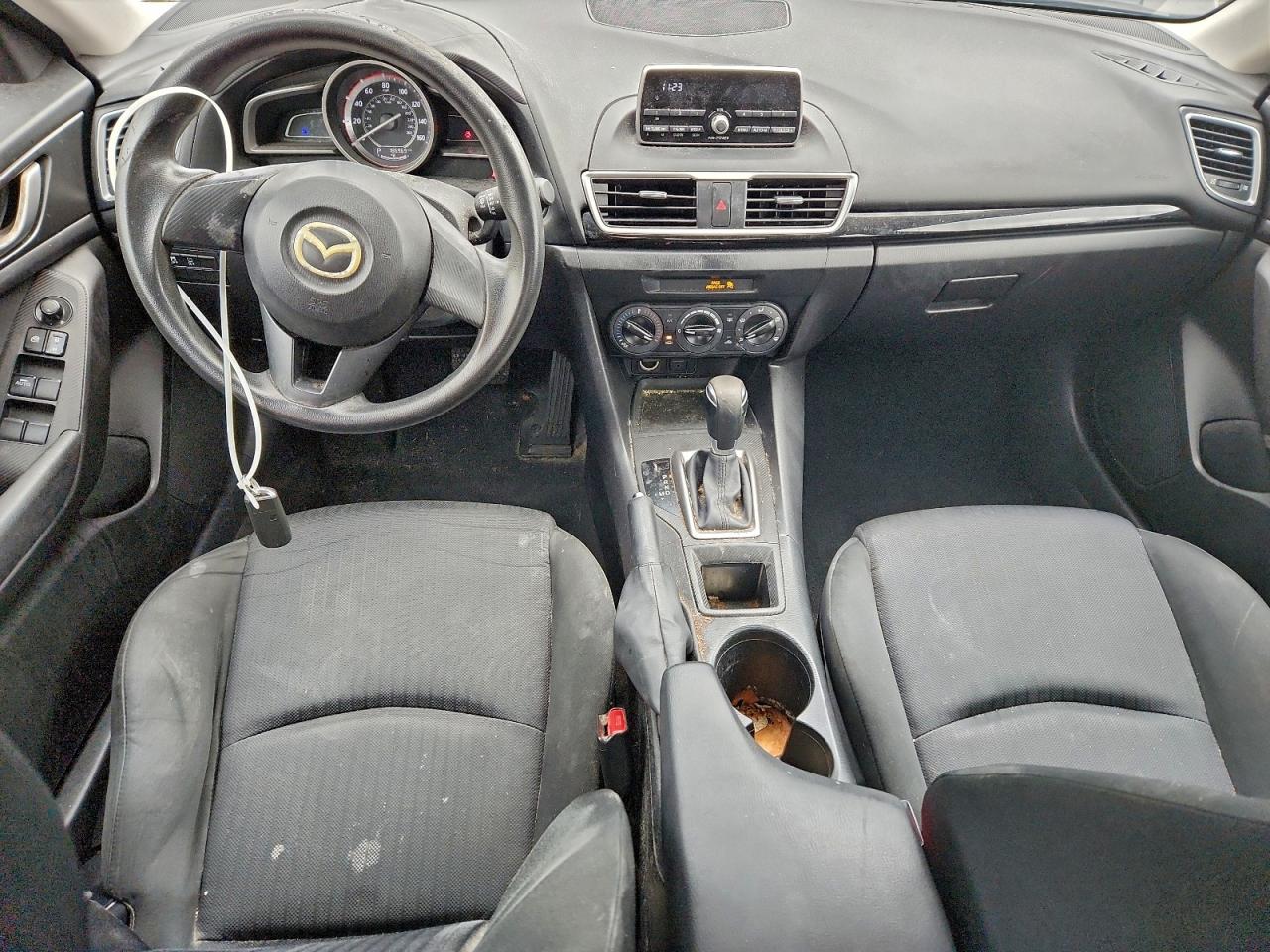MAZDA 3 SV