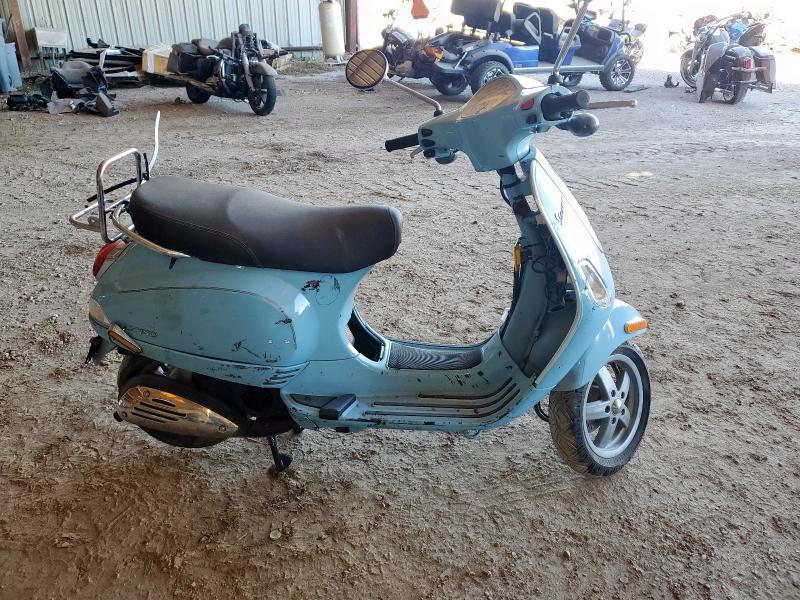 Global Auto Auctions: 2009 VESPA LX 150