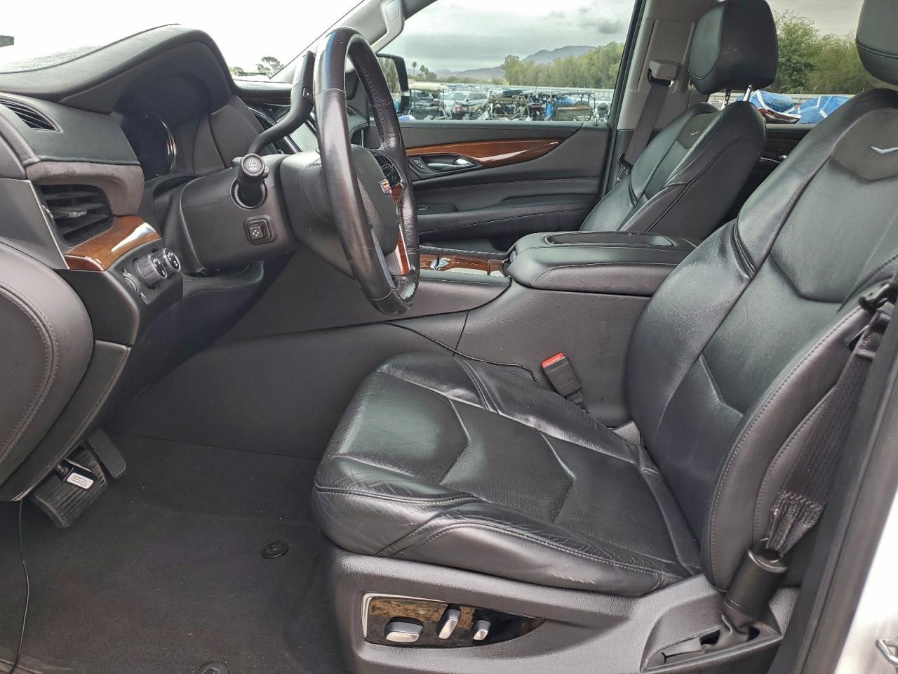 CADILLAC ESCALADE ESV