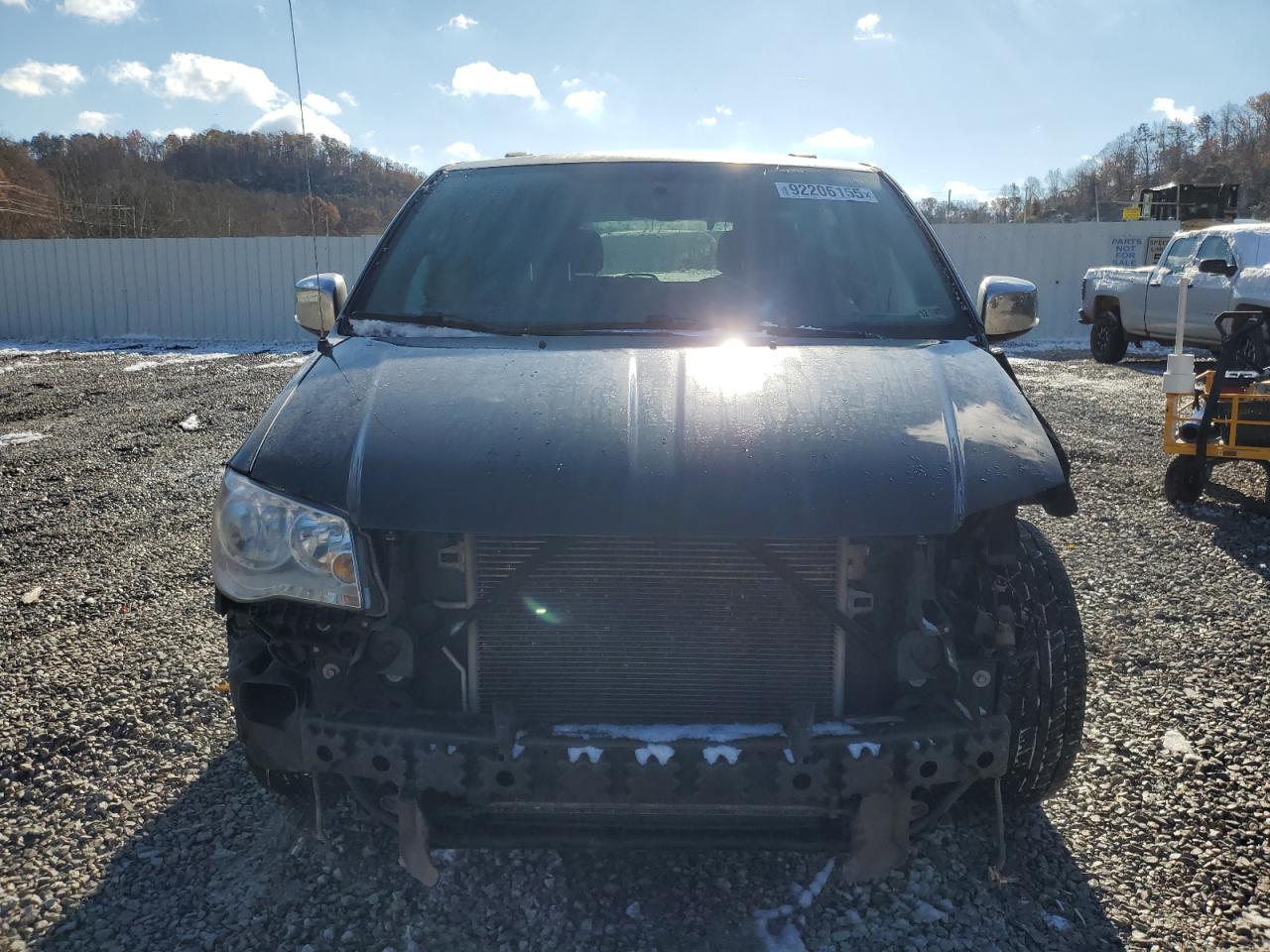 CHRYSLER TOWN & COUNTRY TOURING L