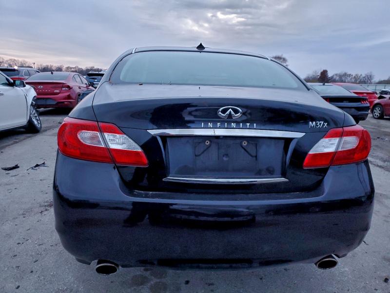 2012 INFINITI M37 X #3297185878