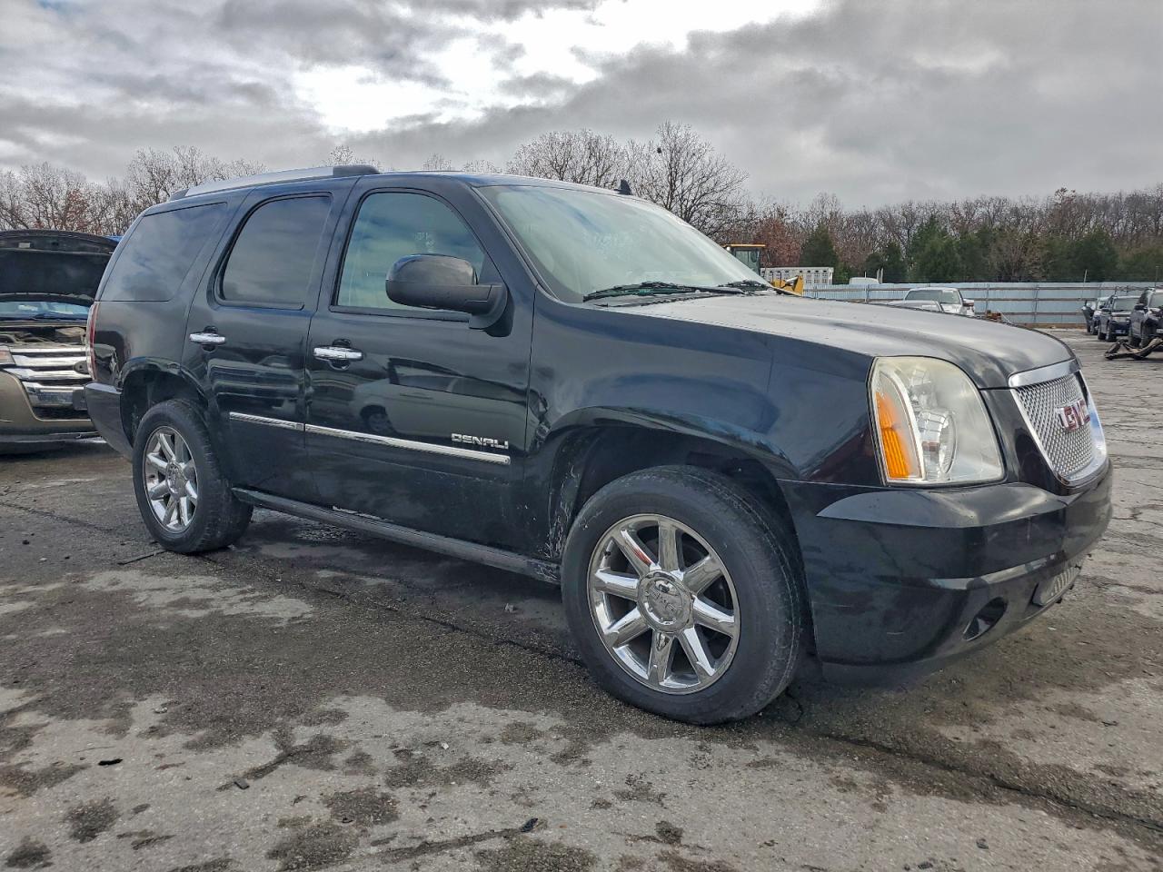 GMC YUKON DENALI