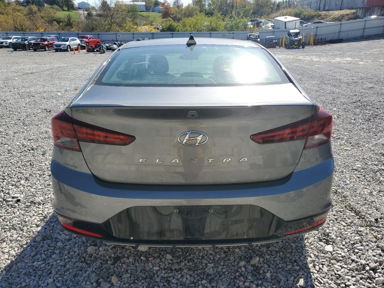 HYUNDAI ELANTRA SEL