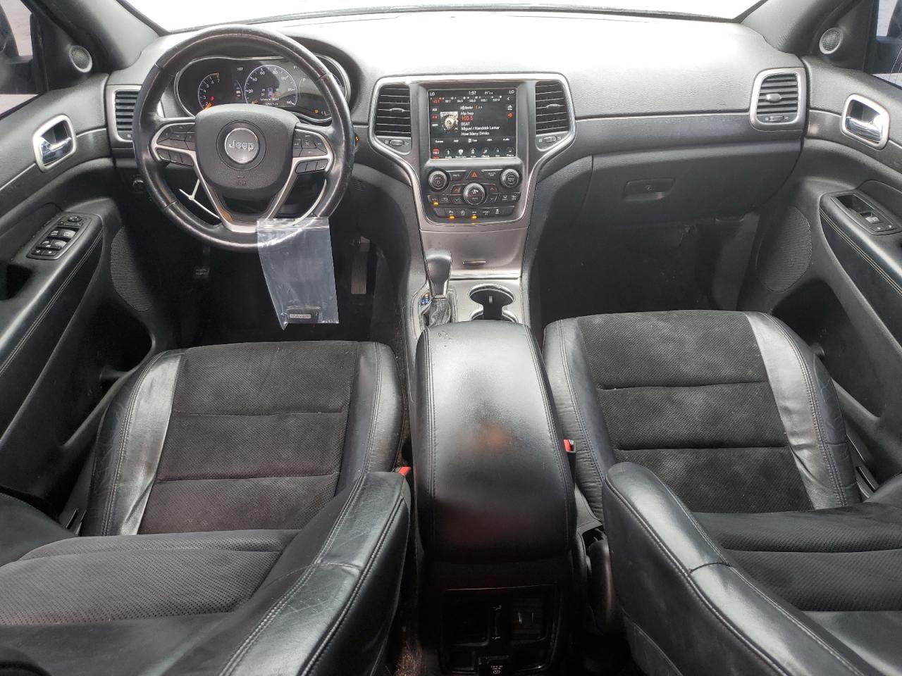 JEEP GRAND CHEROKEE LAREDO