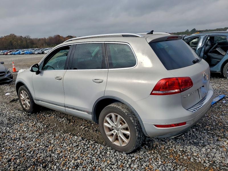 2013 VOLKSWAGEN TOUAREG V6 #3301601637