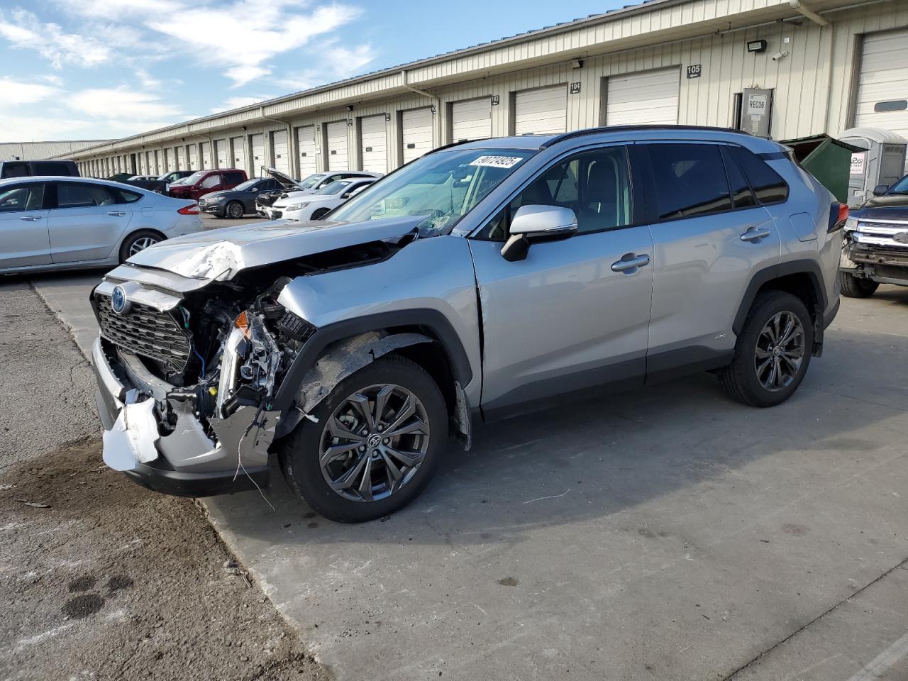 TOYOTA RAV4 XLE PREMIUM