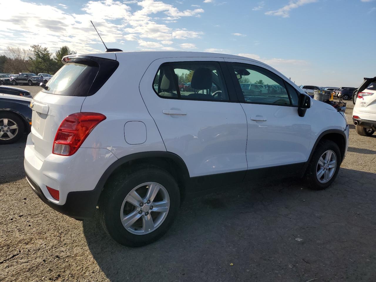 CHEVROLET TRAX LS