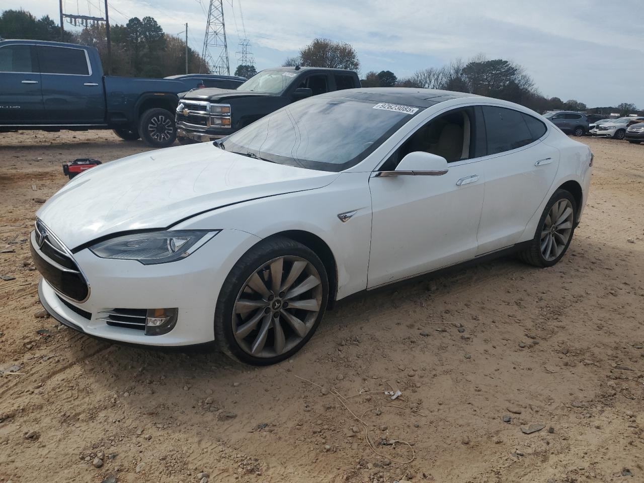 TESLA MODEL S
