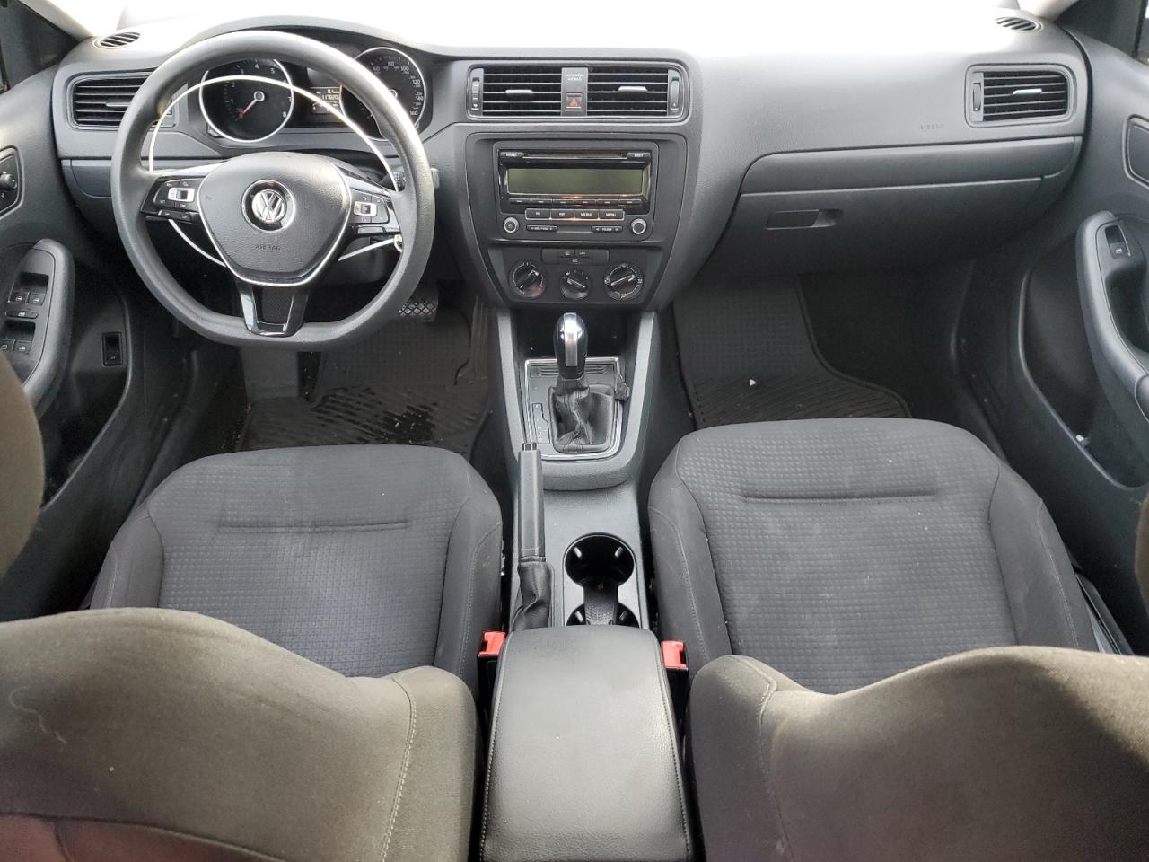 VOLKSWAGEN JETTA BASE
