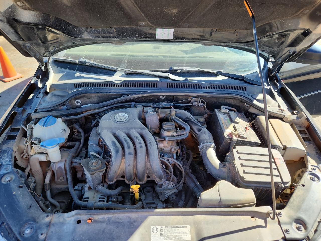 VOLKSWAGEN JETTA BASE