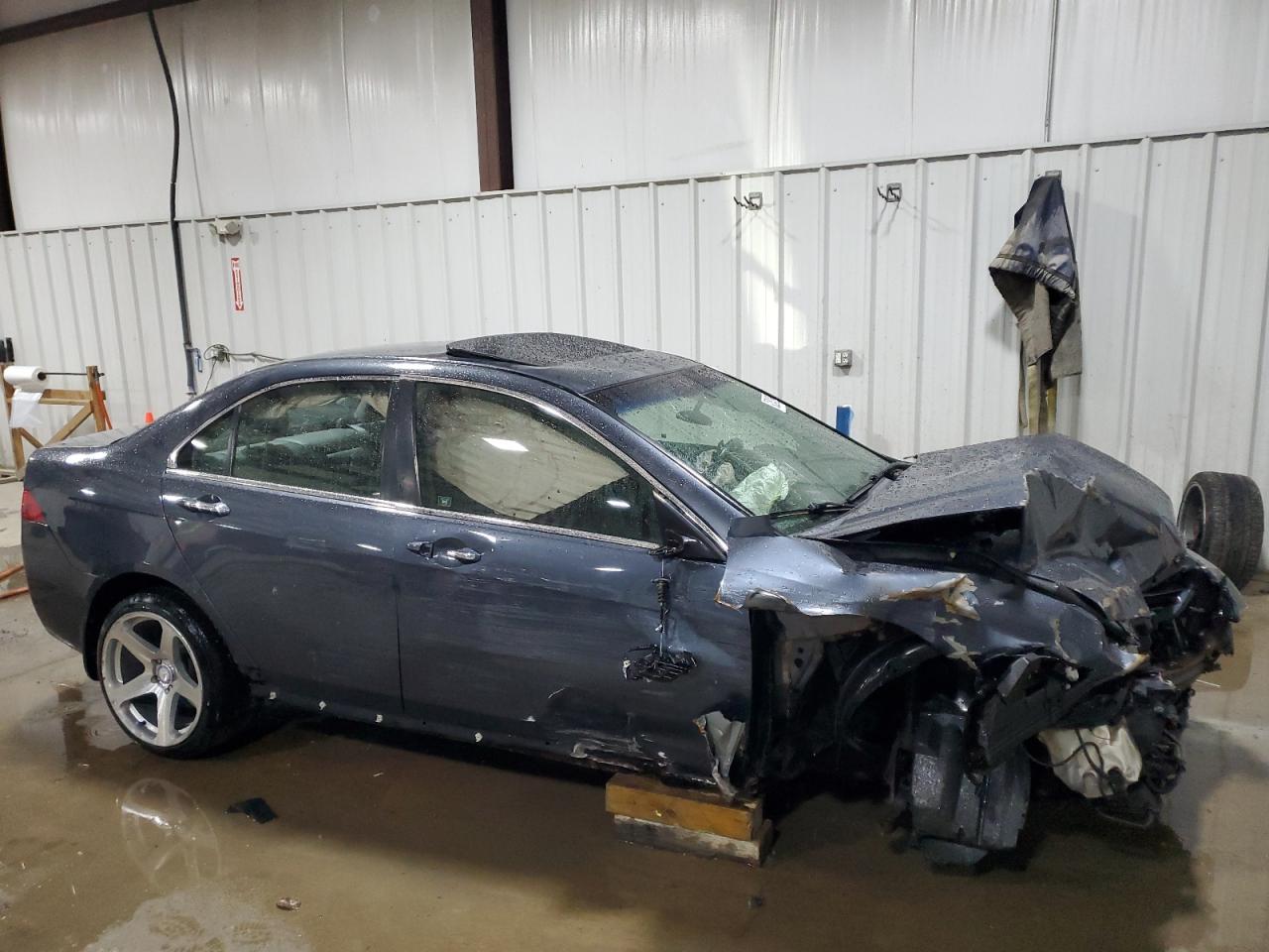 Lot #3301986465 2004 ACURA TSX
