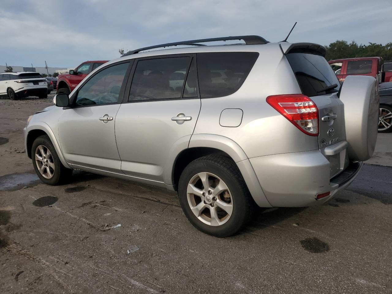 TOYOTA RAV4 LIMITED