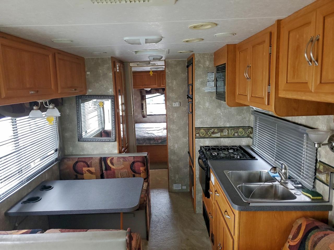 Lot #3304597450 2007 COACH MIRADA