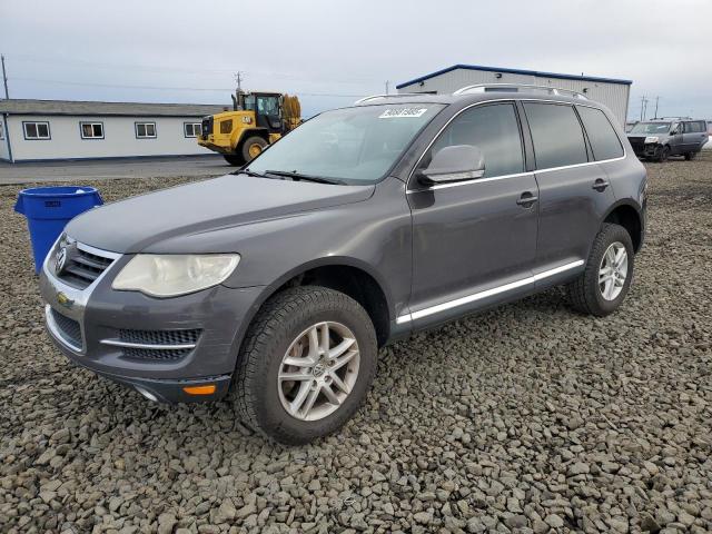 VOLKSWAGEN TOUAREG 2