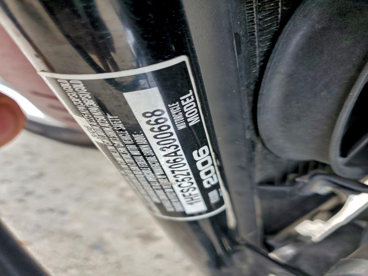 Lot #3297126504 2006 HONDA VTX1300 R