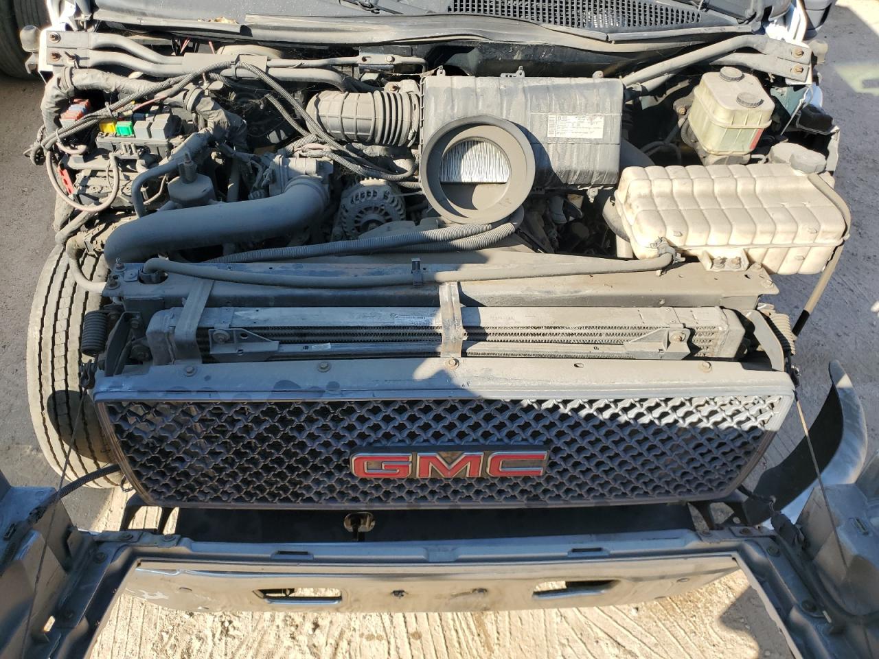 Lot #3281383059 2009 GMC C5500 C5C0