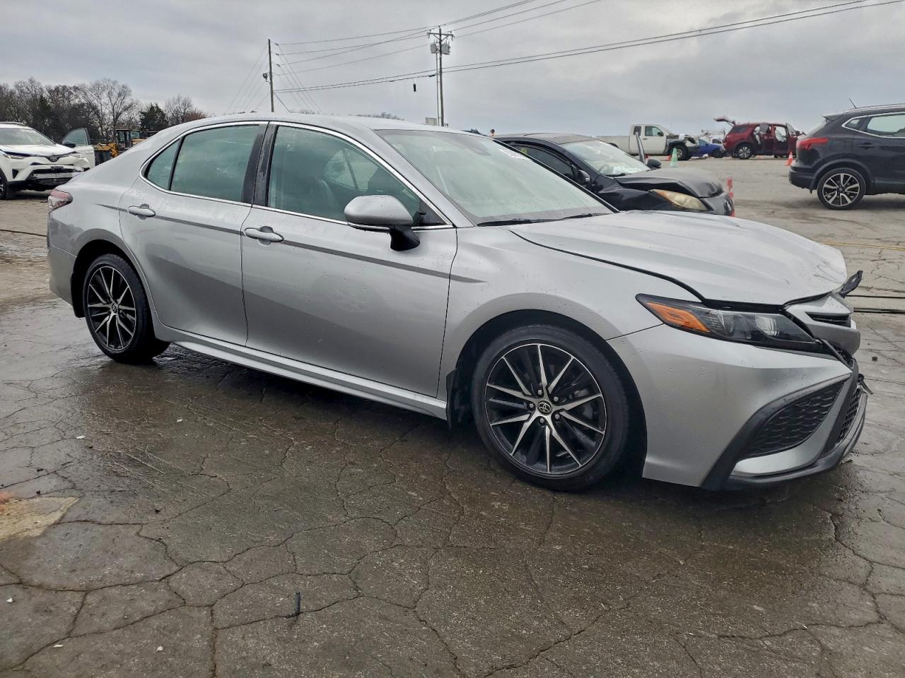 TOYOTA CAMRY SE NIGHT SHADE