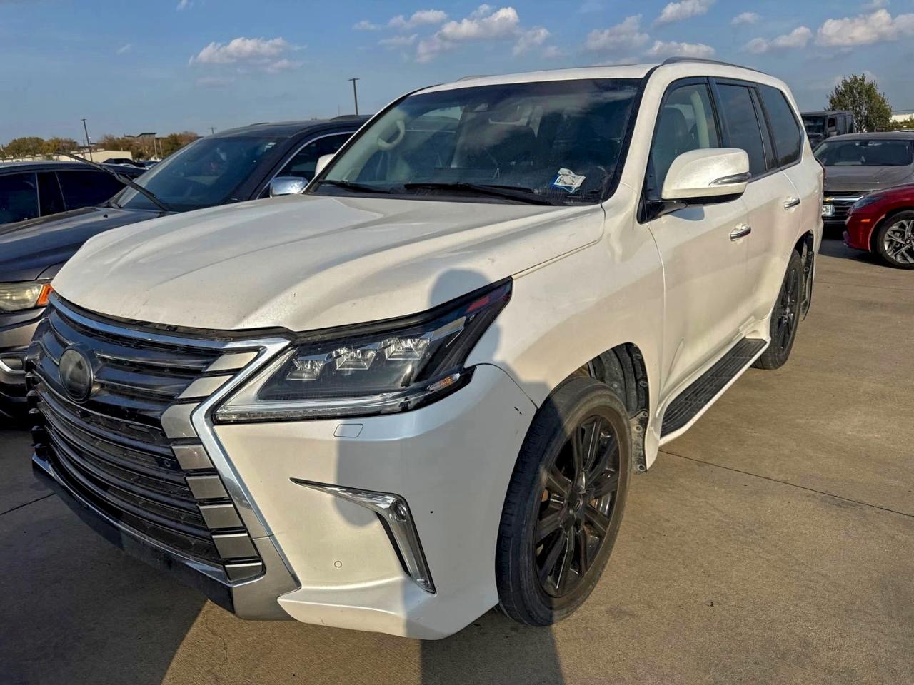 LEXUS LX 570