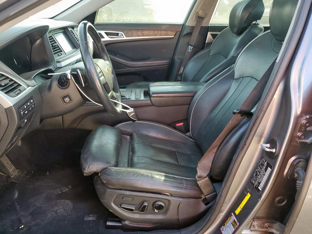 HYUNDAI GENESIS 5.0L