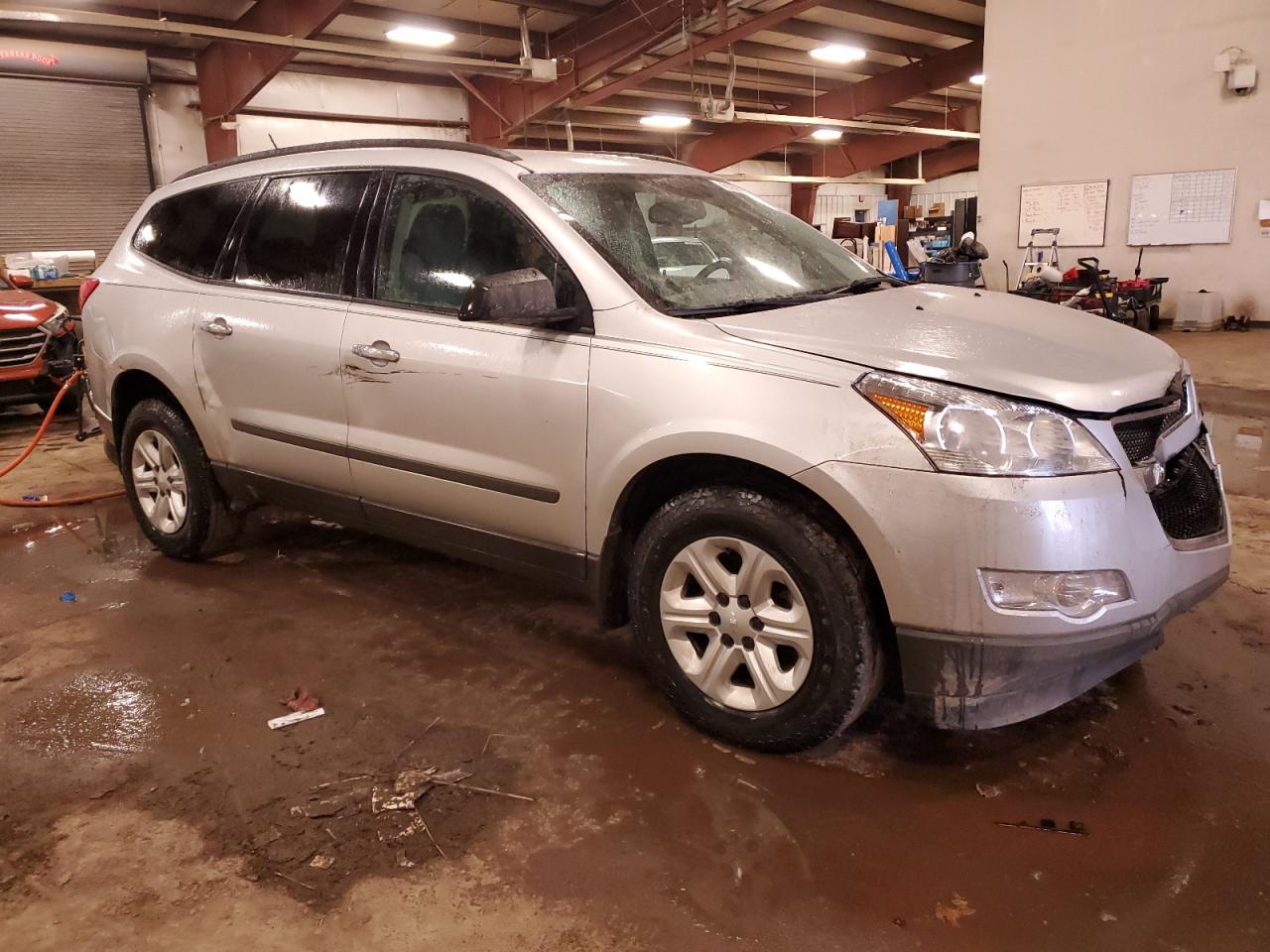 CHEVROLET TRAVERSE LS